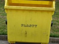 kontajner na plasty