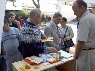 Informačné materiály išli na dračku Informačné materiály išli na dračku