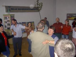 Pani Abrlová v kruhu